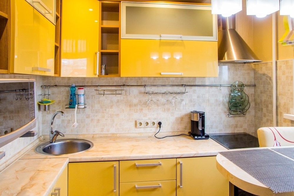 Apartment on Okeanskiy prospect 101 view 5
