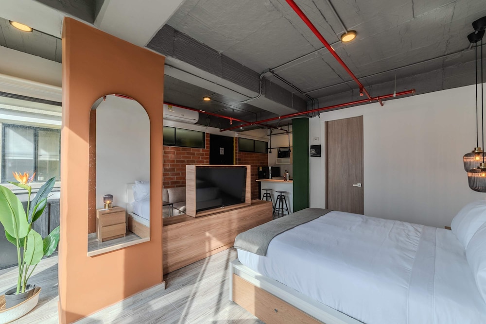 w Amazing 1BR in Laureles