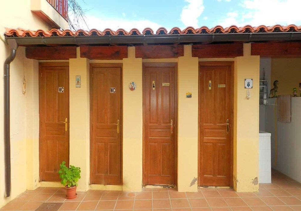 Albergue Casa Alberdi - Hostel photo 5