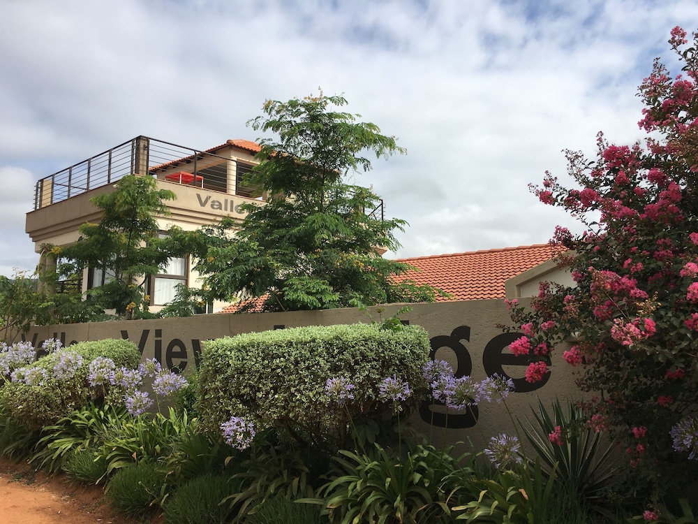 Valley View Lodge