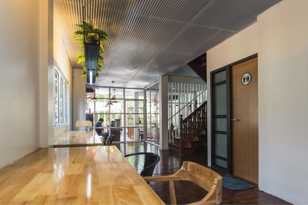 Haus Hostel
