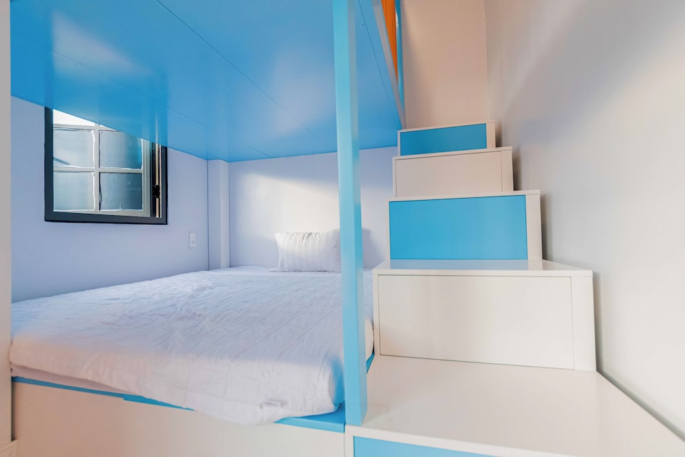 Luxury 3 br La Fleur Villa-Novaworld PT