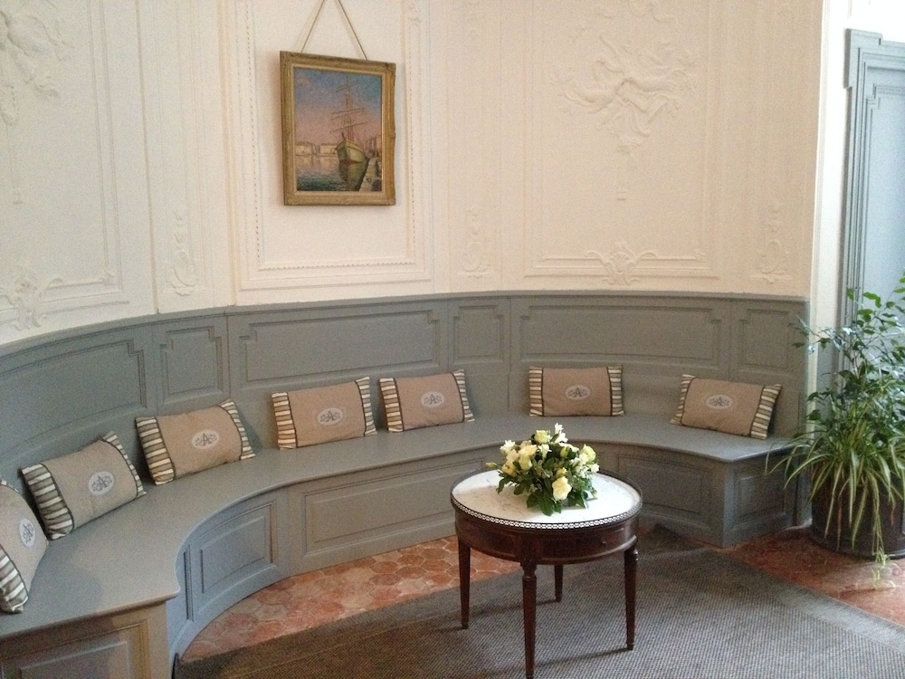 Château de Jouques