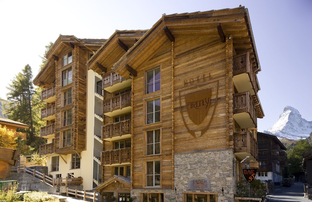 Hotel Firefly - Image 1