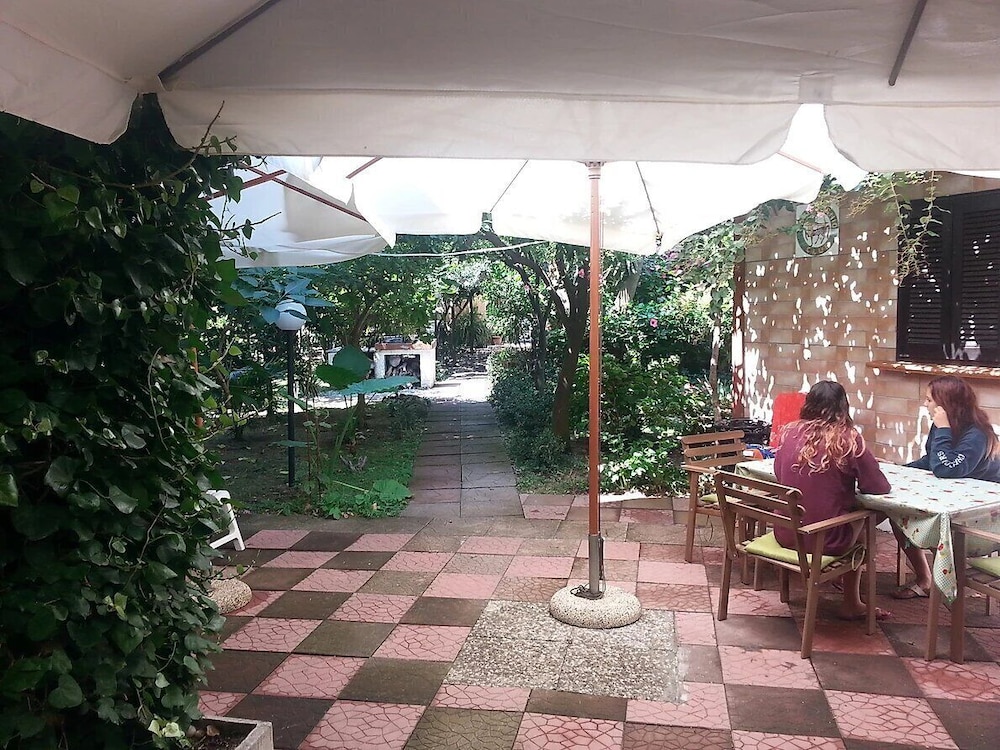 Photo 18
