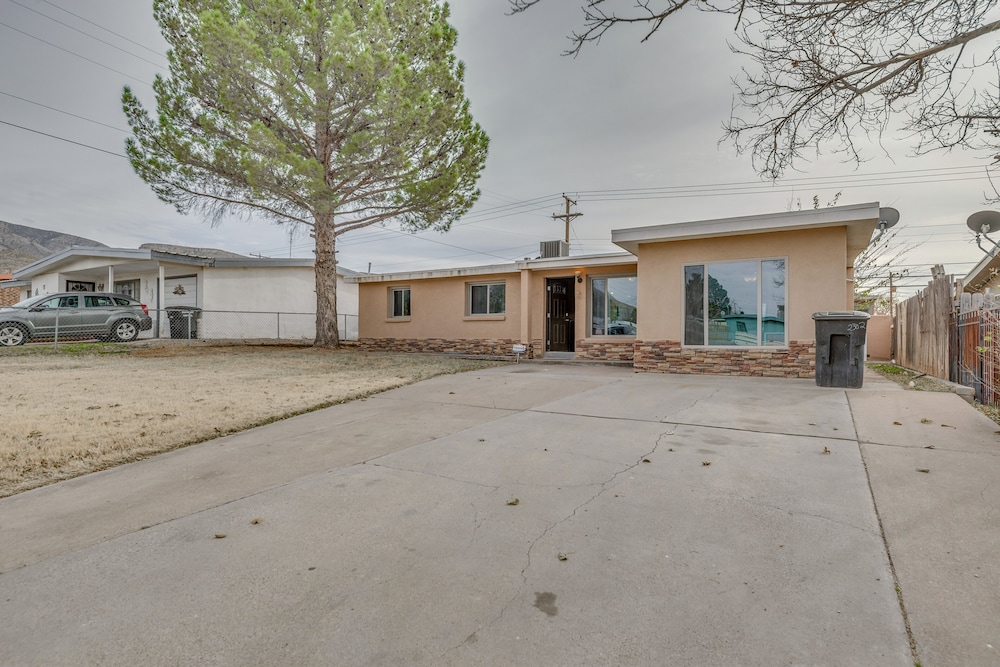 Pet-friendly Alamogordo Home 16 Mi to White Sands! view 3