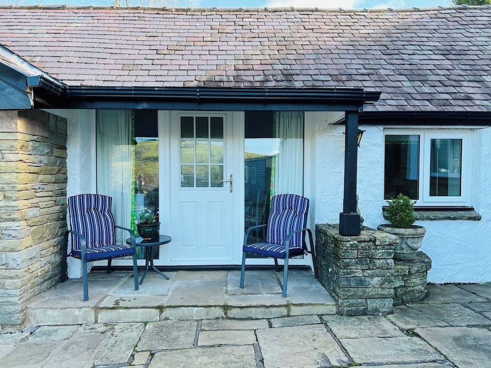 Pentre Cerrig Country House