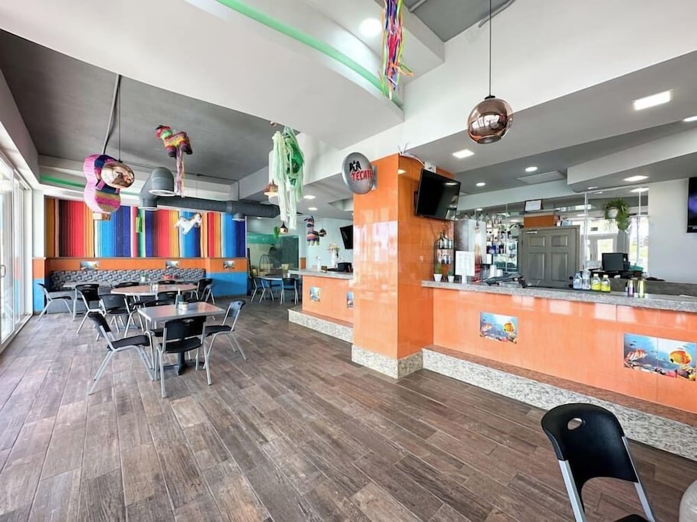 Family Friendly Condo With Oceanfront Views