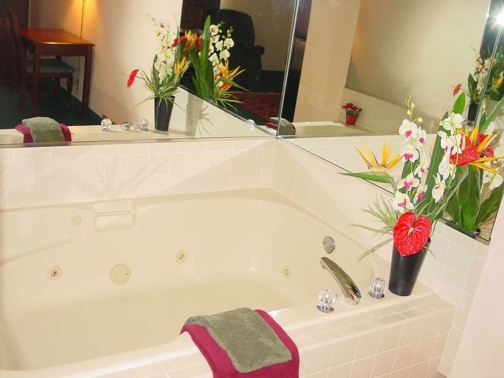 Haven Inn & Suites