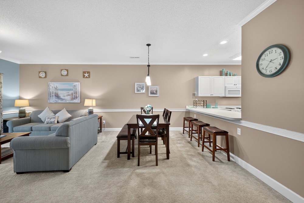 Magnolia Place 4691-103 2 Bedroom Condo