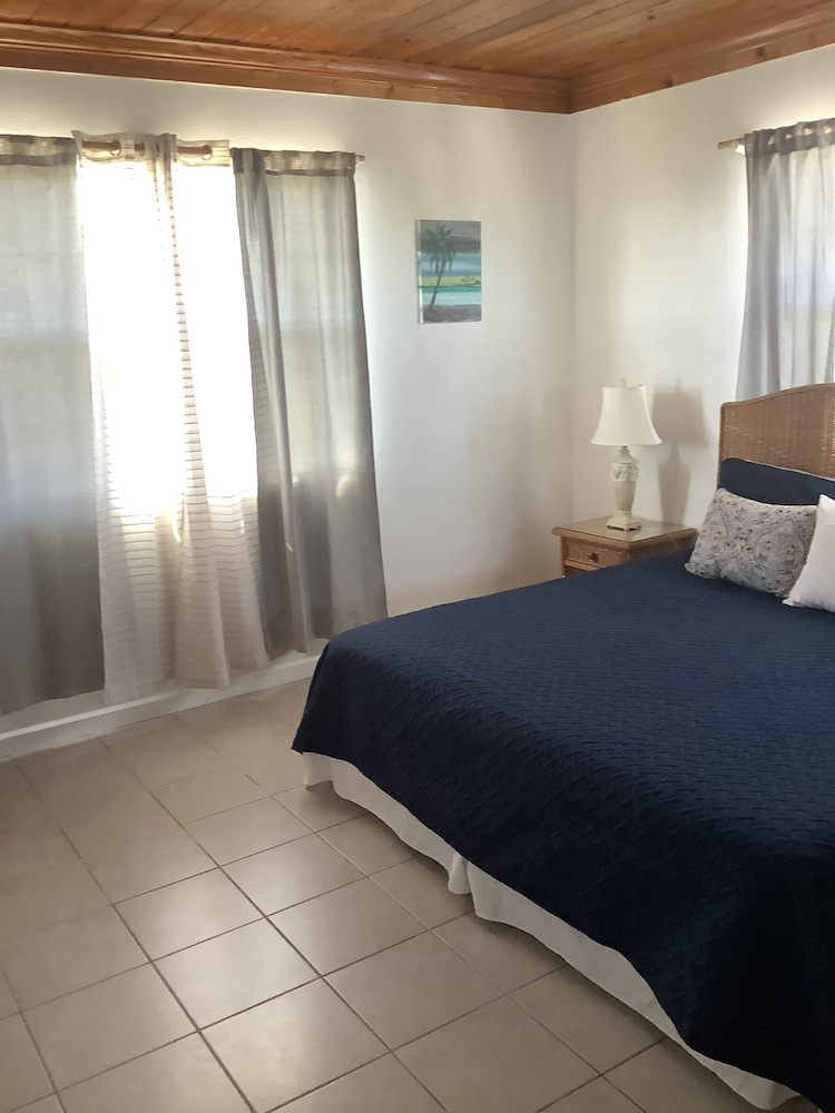 Tropical View Villa - Property Image 28