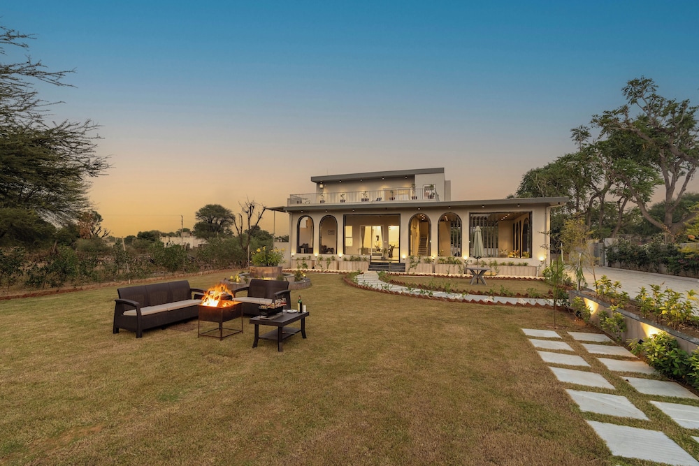 ELIVAAS Jamun Farm 2 BHK Villa with Pool