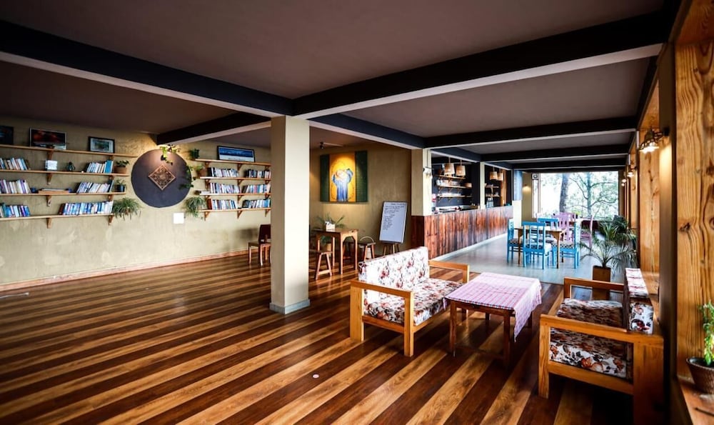 Kasar Rainbow Yoga Retreat