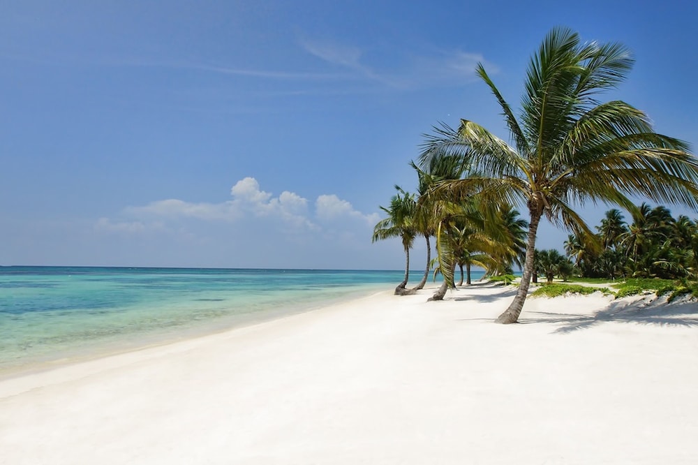 Ocean View Villa Just Minutes From Private Beaches