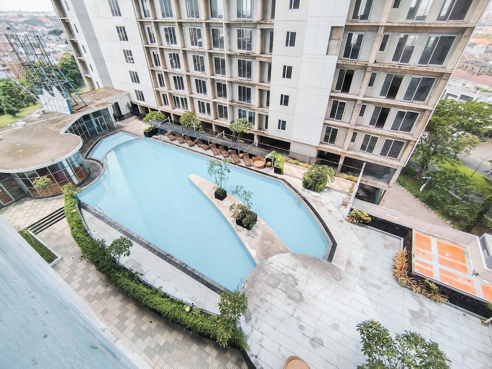 Brown Accent 1Br At Tamansari Prospero Sidoarjo Apartment