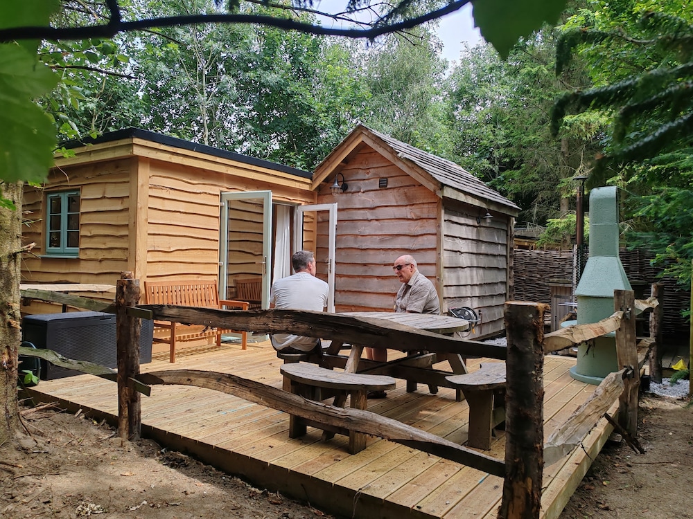 Hayne Barn Estate - Private Estate : 6 Eco Lodges - 1 Studio