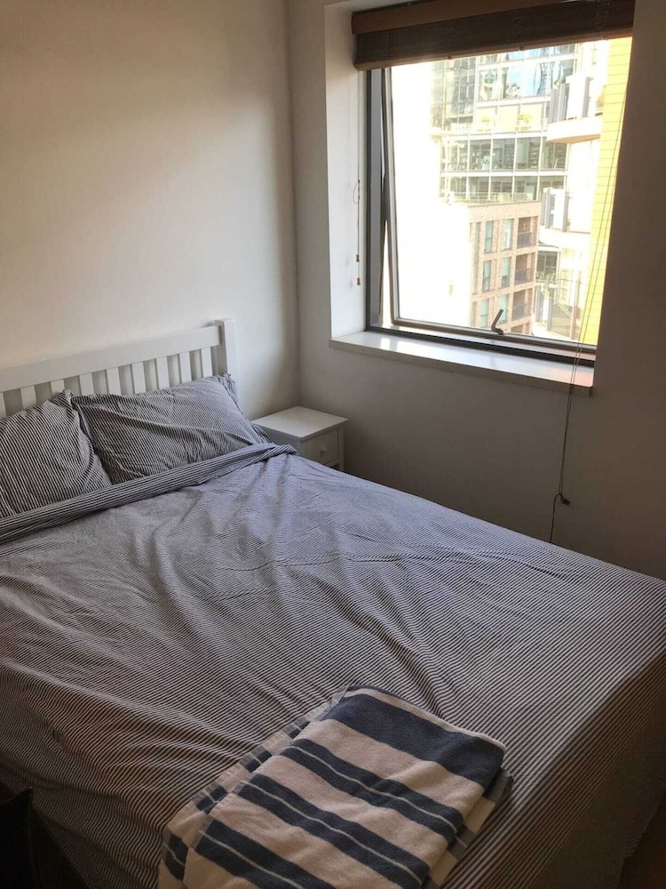 Modern 3 Bedroom Apartment in Paddington