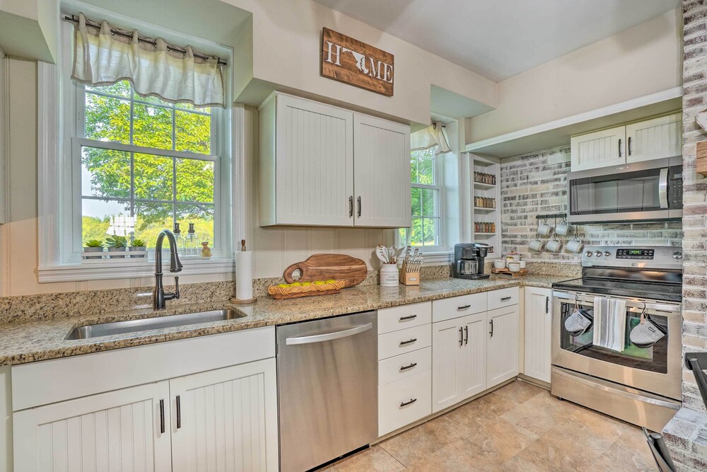 Upscale Country Home w/ Fire Pit in Taneytown! - Property Image 30