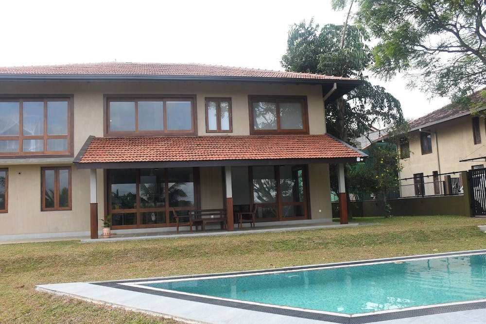Labuduwa Villa in Galle.