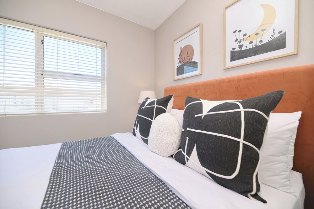 Lands Edge Eco Friendly Cottages