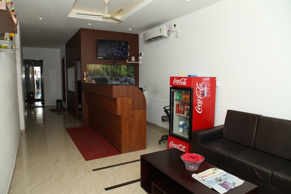 Sai Arya Lodging & Hall view 2
