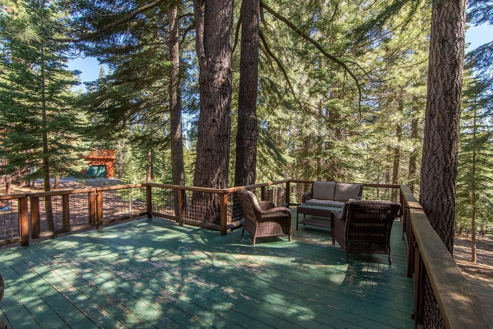 Saunders 3 Bedroom Holiday Home By Tahoe Truckee
