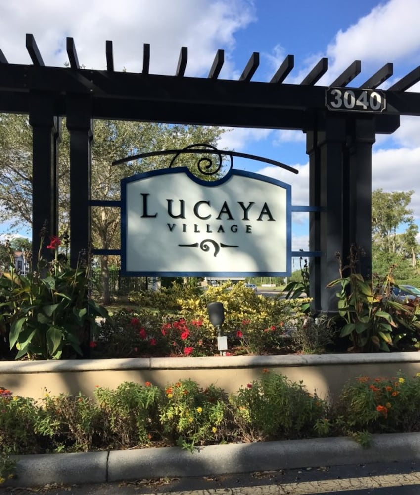 Lucaya Village 5374