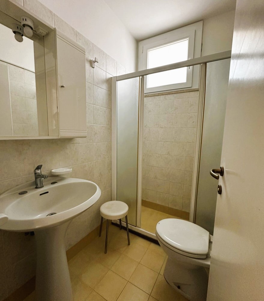 Bibione Escape Cozy Villetta With Pool and Garden
