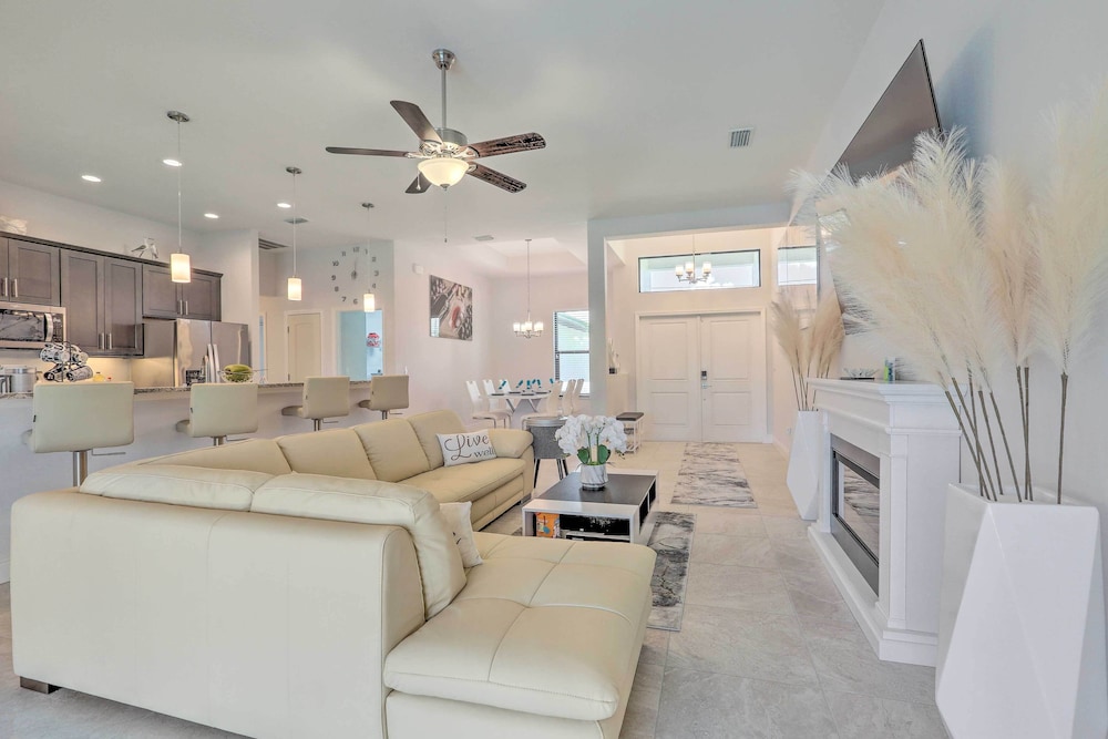 Cape Coral Villa w/ Private Saltwater Pool! - Property Image 9