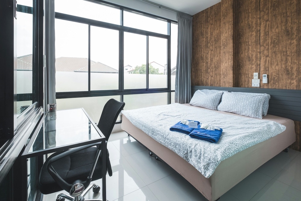 The Smart Hostel