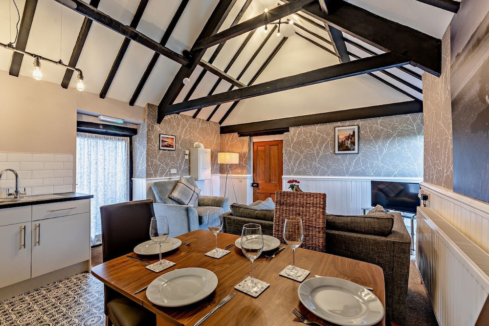 Dale View Cottages
