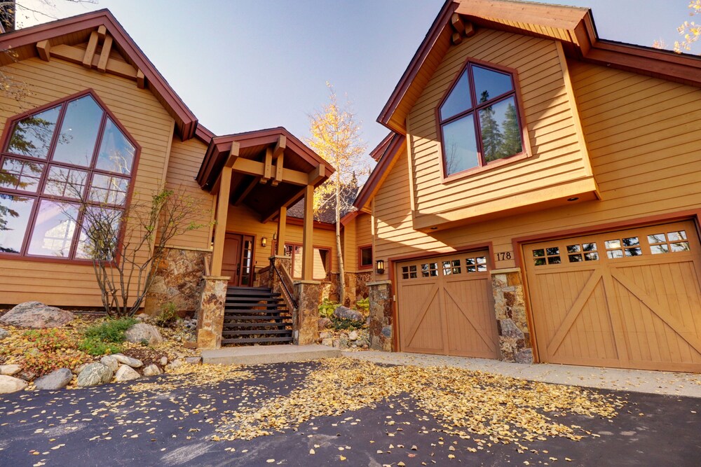 Peakside Escape 178 3 Bedroom Home