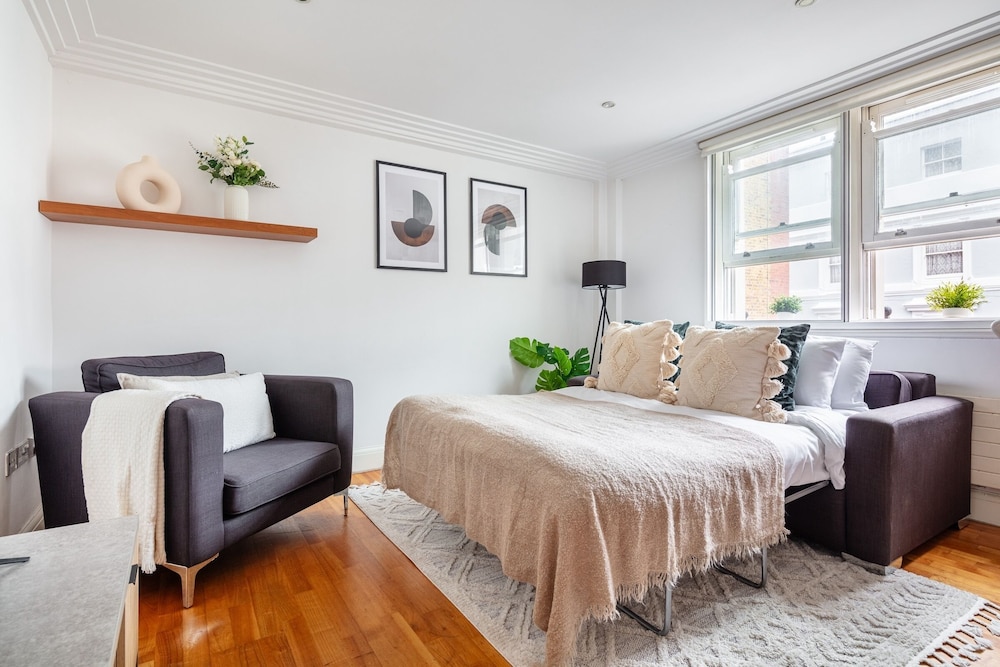 Modern 1BR near Covent Garden