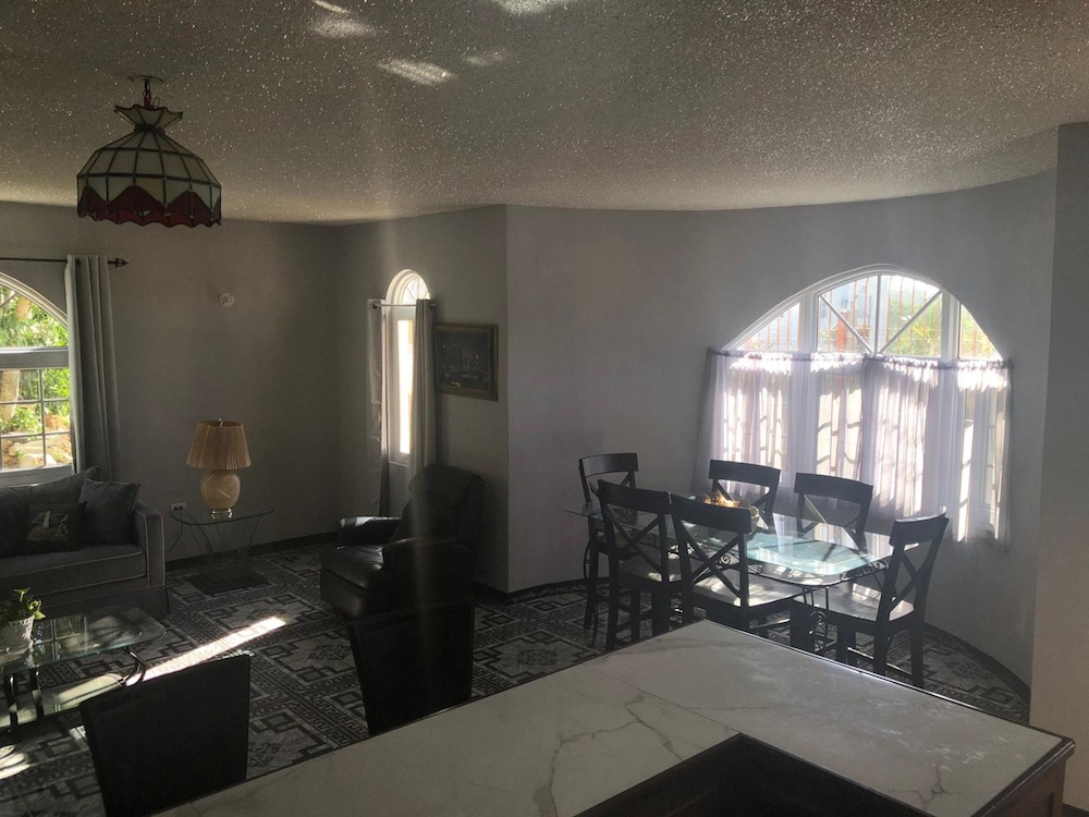 Retreat Comfortable Apartments view 5