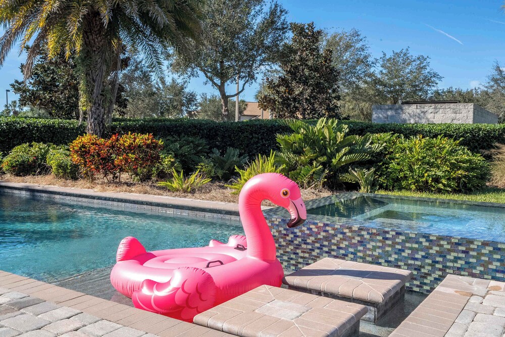 Luxurious 4Bd Villa Private Pool @ Champions Gate Resort 9021