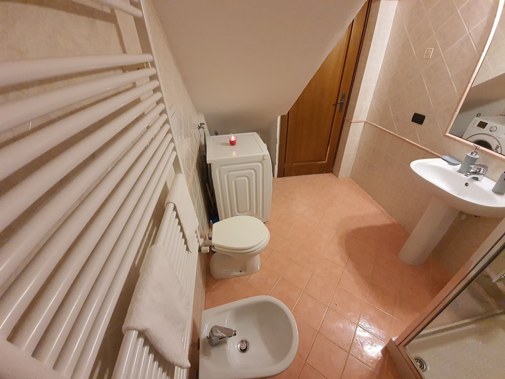 Photo 28
