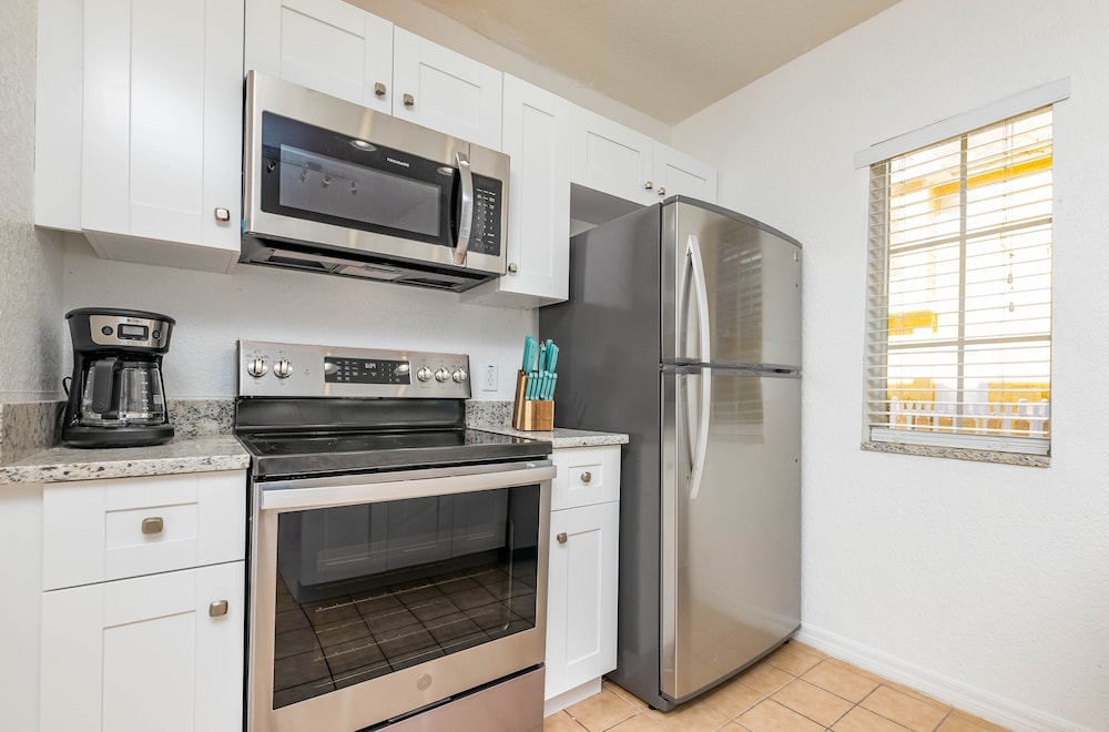 Fantastic Townhouse with a themed room near Disney by RedAwning view 3