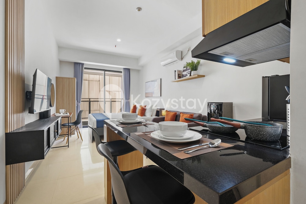 Hesrin by Kozystay - Sentul
