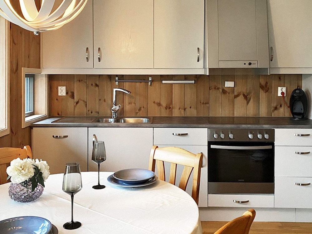 6 Person Holiday Home in Vossestrand view 5