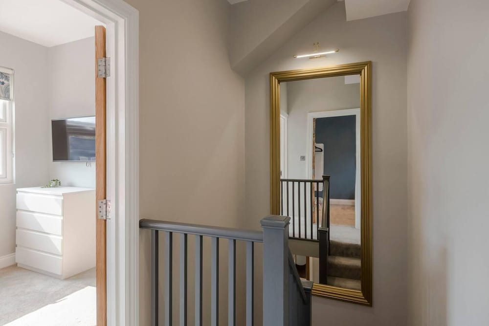 Stunning 3 bed Flat in the Heart of West Hampstead