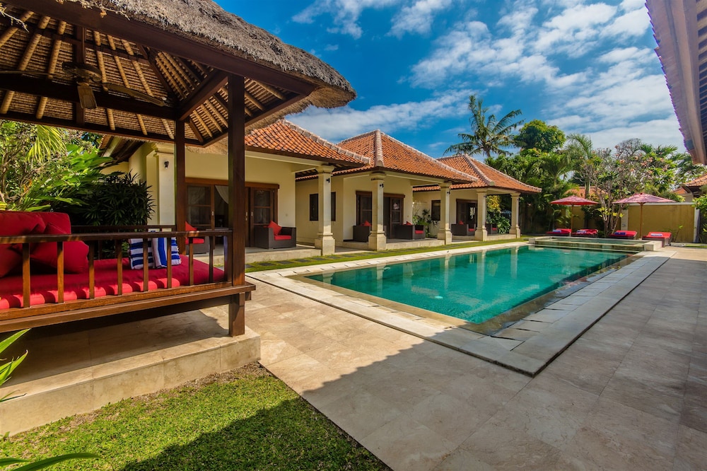 Villa Santi - Image 1