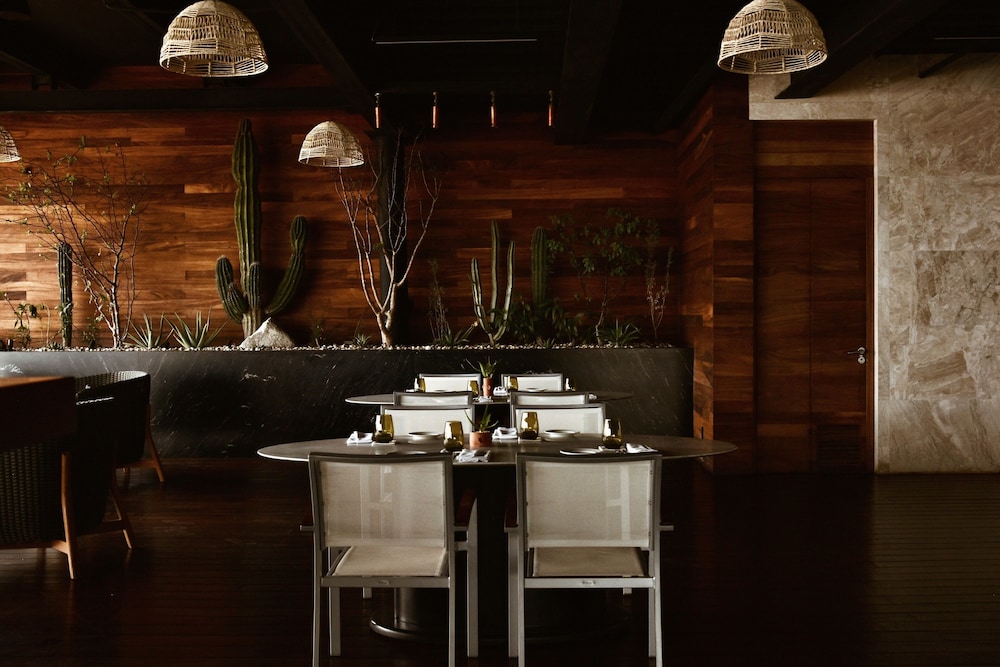 The Club at Solaz, Luxury Villas