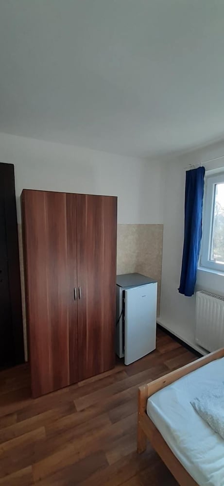 2-Rent Group Hostel Apartments EVE74