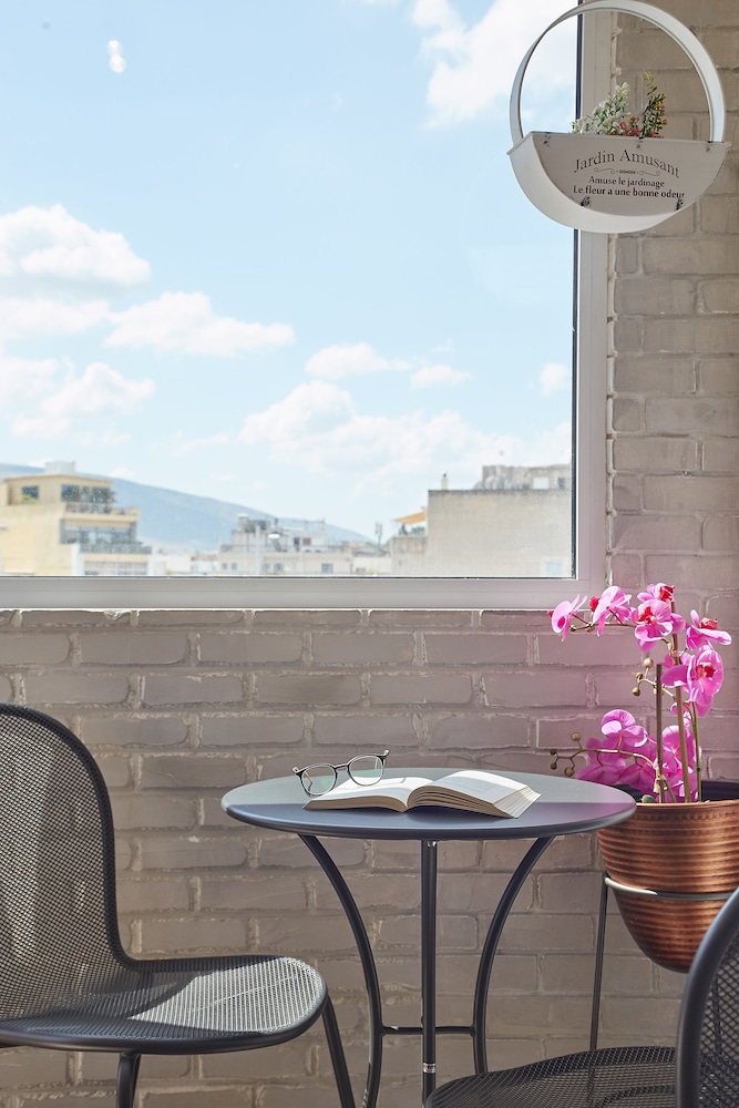 toStay Athens