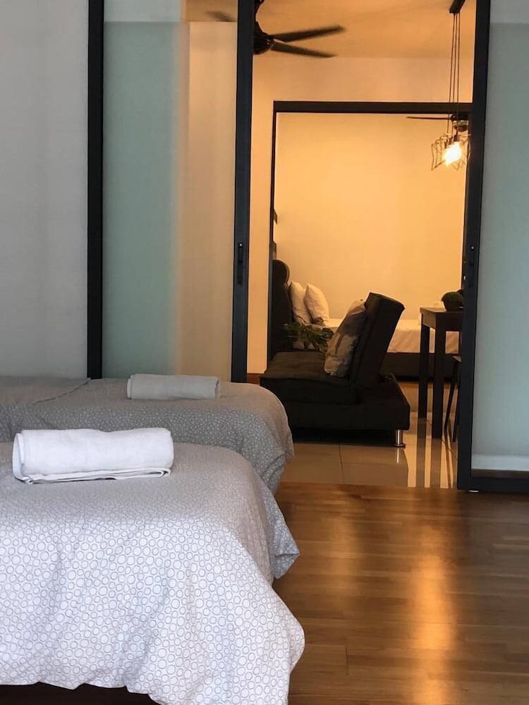 Juliana Vacation And Business Suites