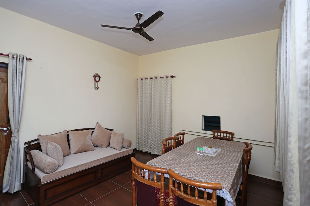 OYO 12312 Home Lake View 2 BHK Bhimtal