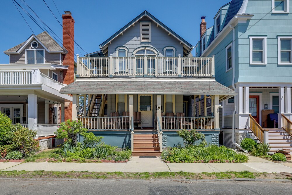 2 Blocks to Beach: Sunny Ocean Grove Apartment