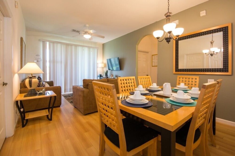 3 Bedroom Condo Near Disney Theme Parks 8102 3 Condo by Redawning - Image 4