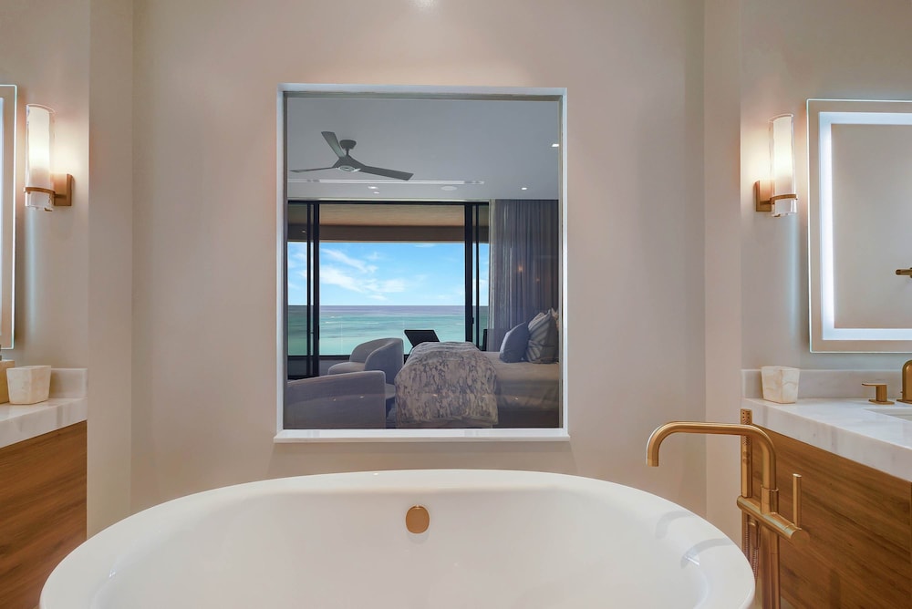 Aqualina 1101 Penthouse