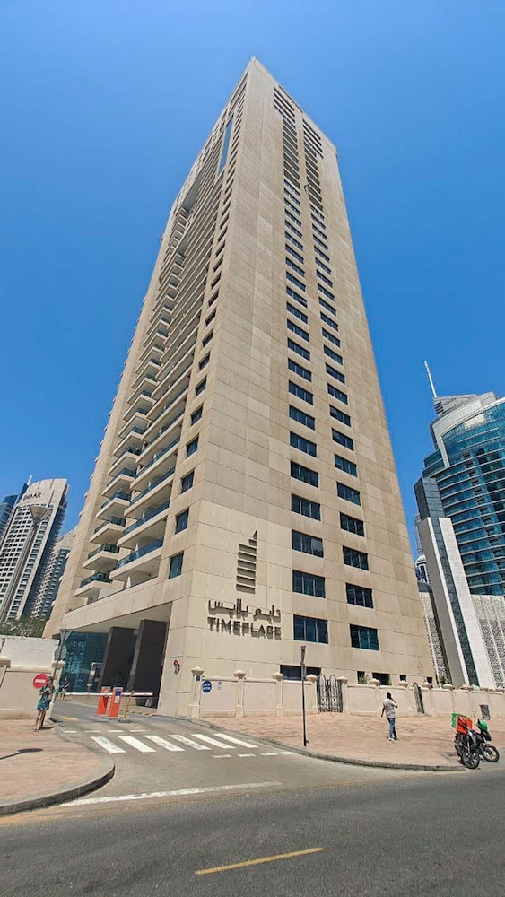 1 Bedroom Apartment in the Heart of Dubai Marina